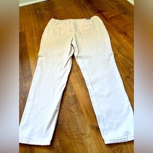 Size 16 Earl Jeans Skinny Ankle White Jean
